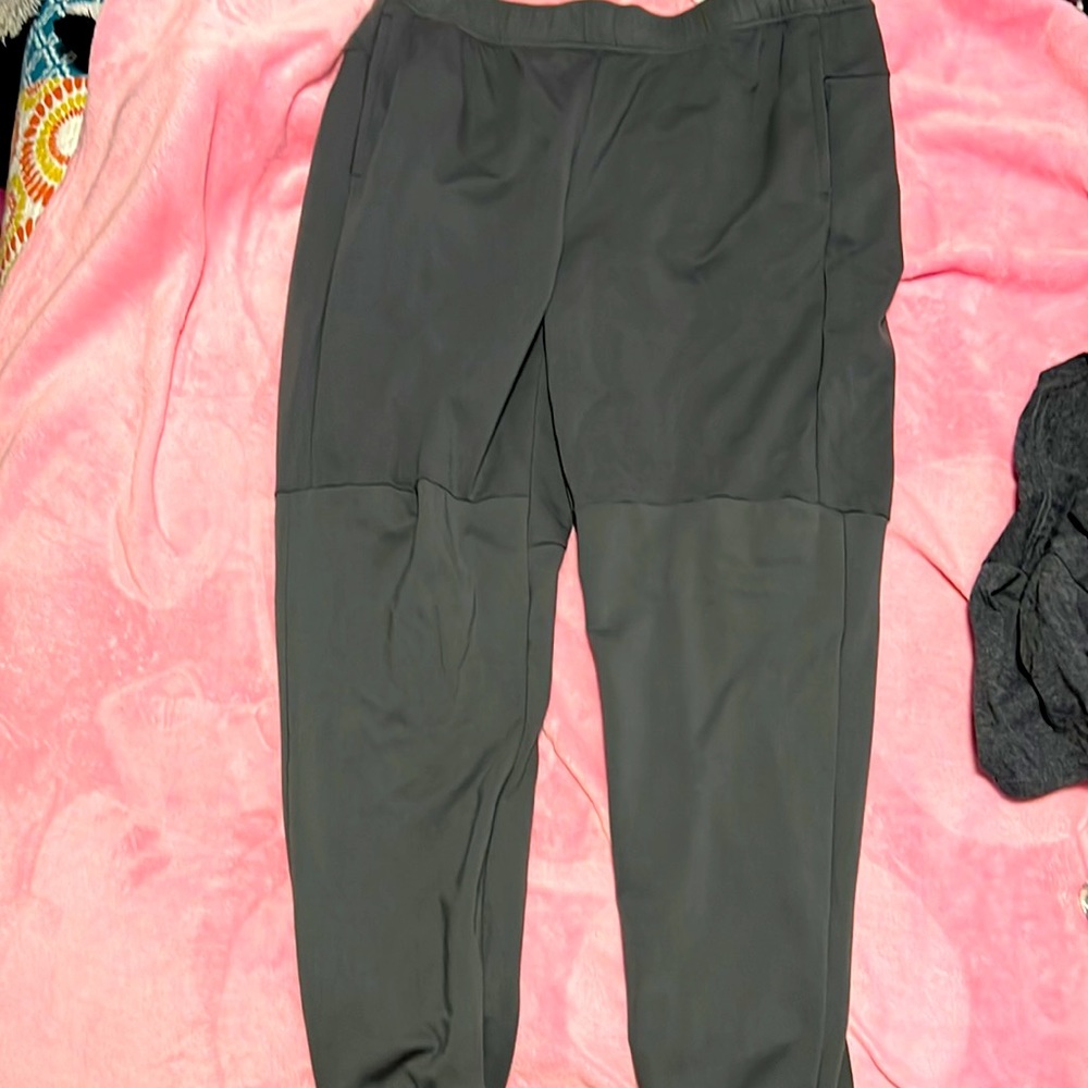 Luxe Jogger men’s size XL